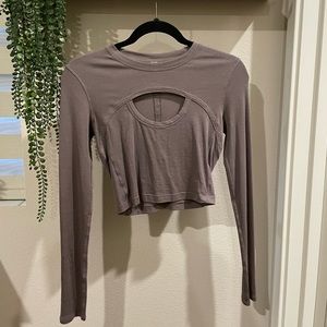 Lululemon cropped long sleeve top